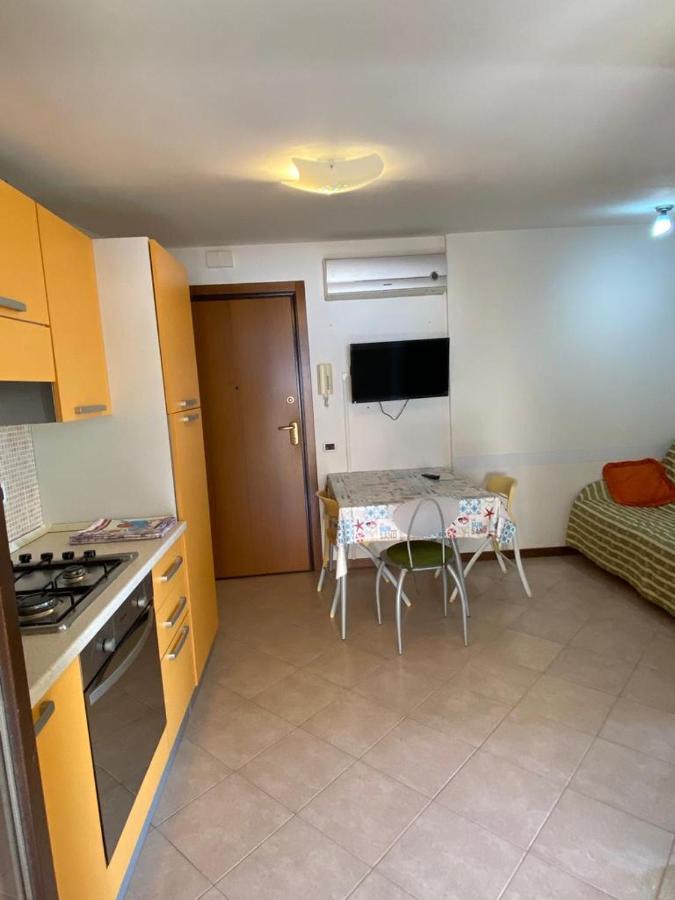 Appartamento Casa Vacanze 70M2 Alba Adriatica Kültér fotó